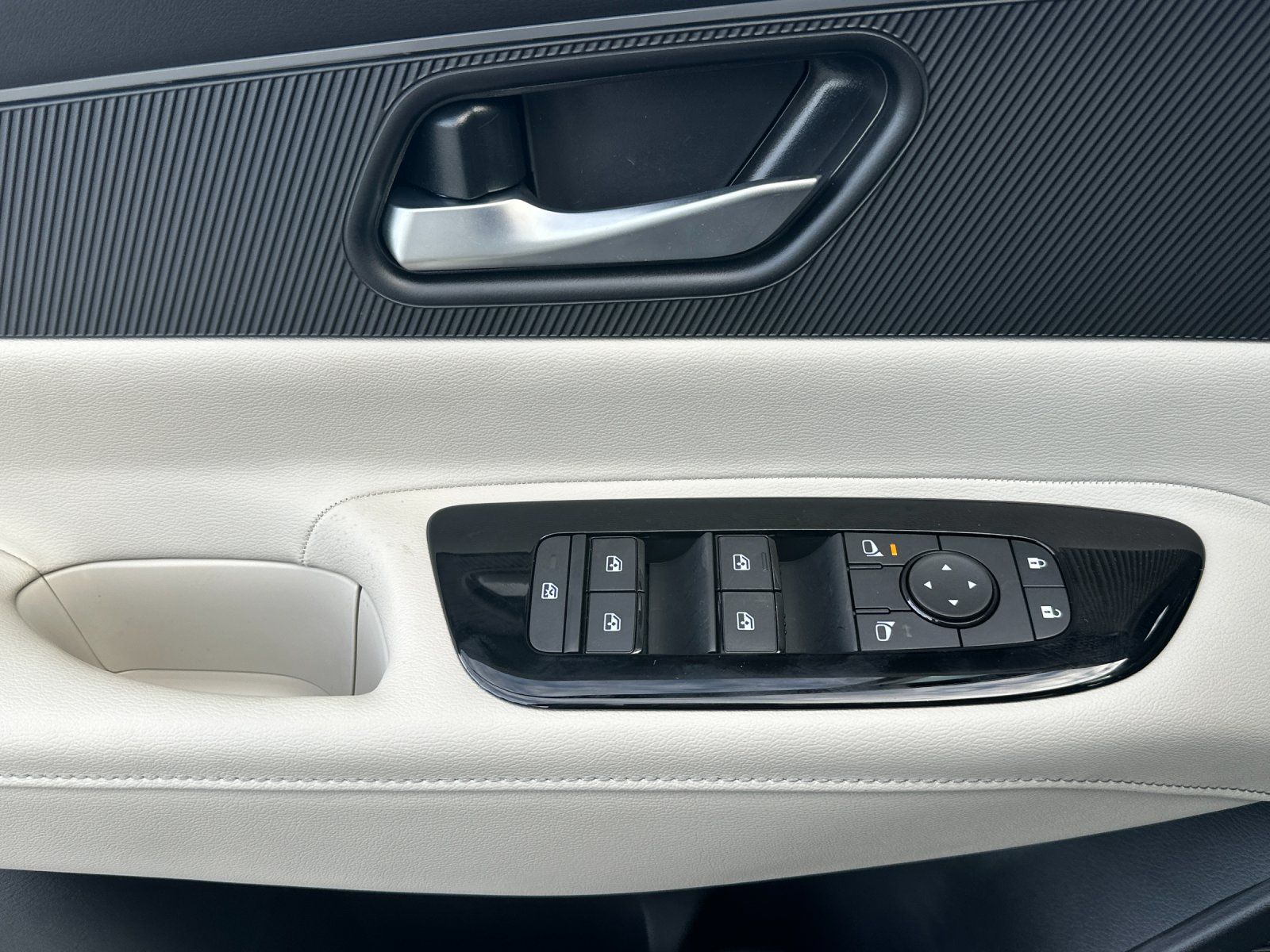 2026 Nissan Murano SV - Photo 10