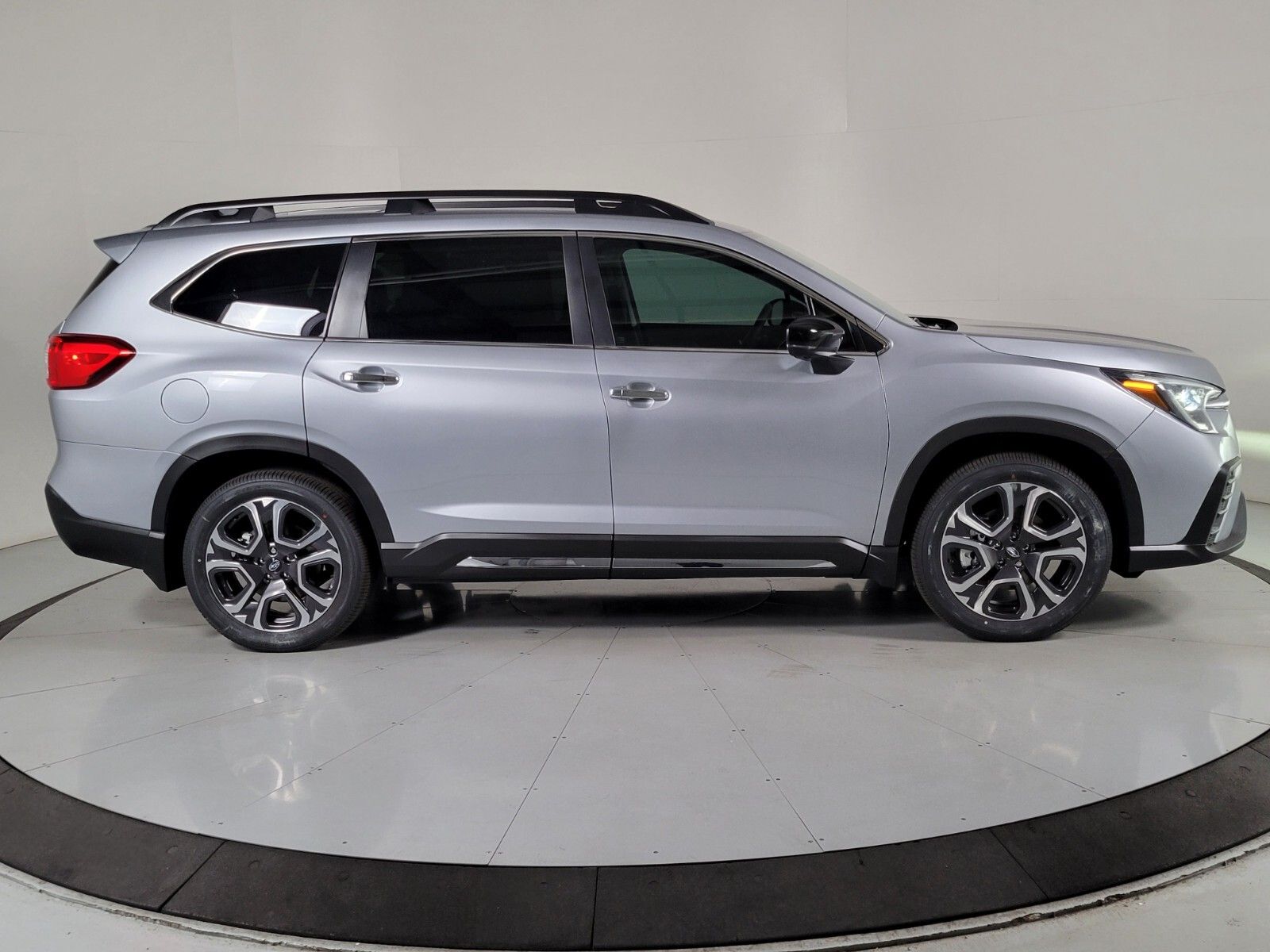 2024 Subaru Ascent Touring 3