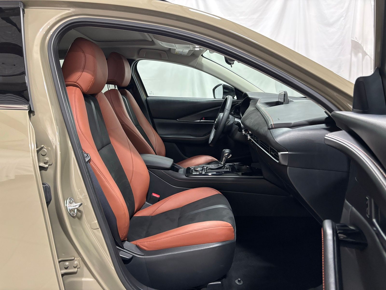 Used Car 2025 Mazda Cx-30  Wagon 4 Dr. 2.5 Carbon Turbo All Wheel Drive For Sale Under $35,000 In Austin, Texas