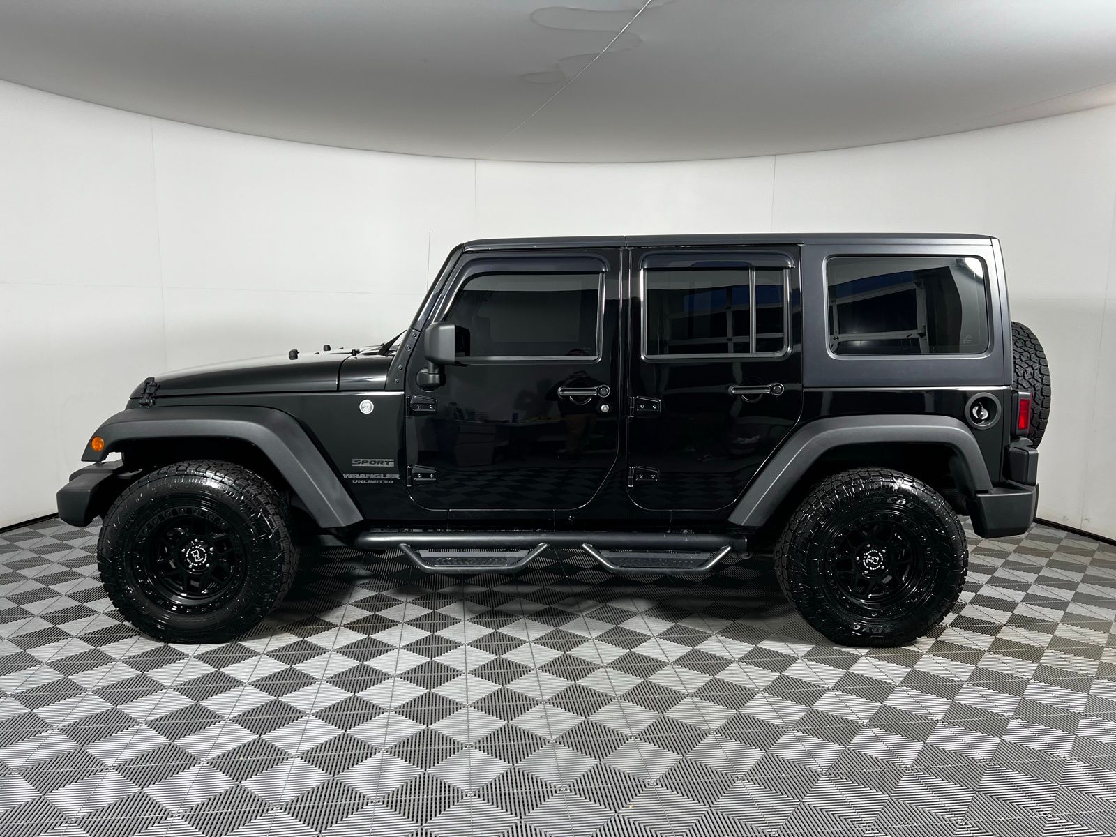 2016 Jeep Wrangler Unlimited Sport 8