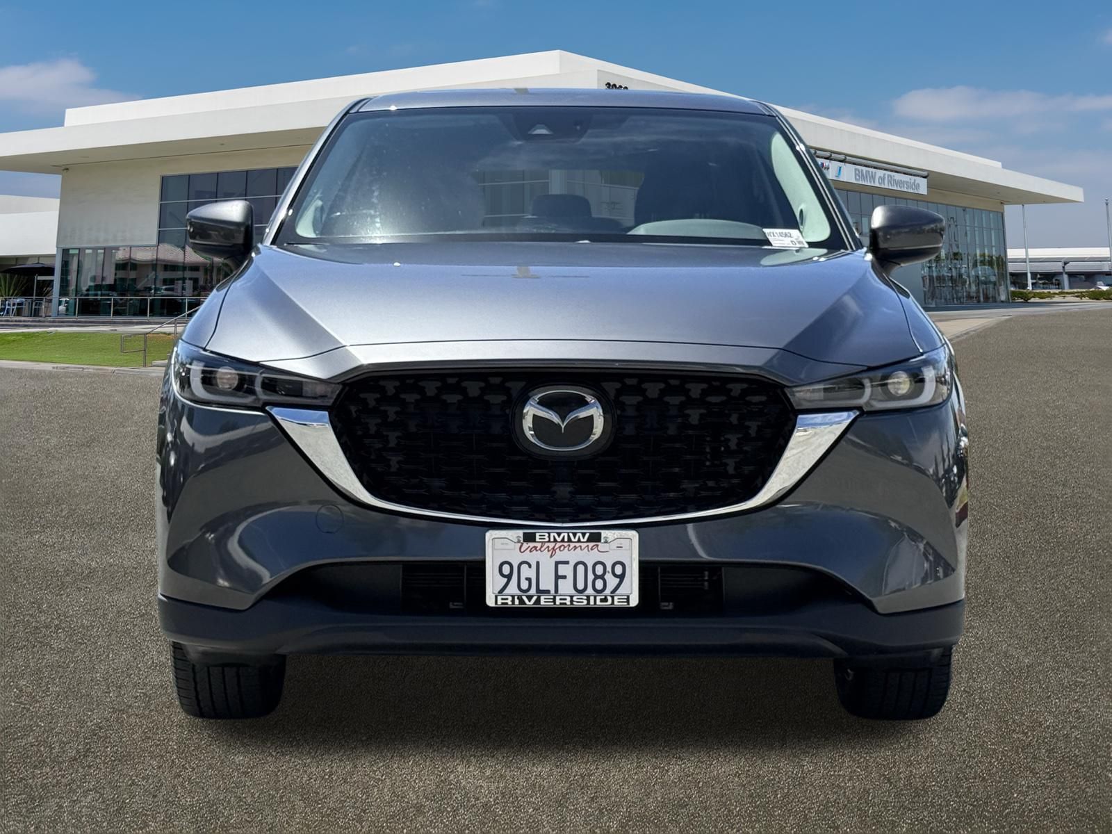 View vehicle photo 3