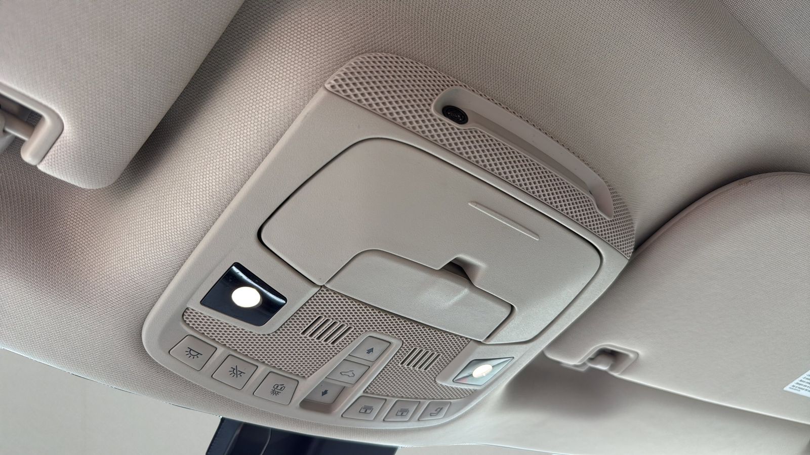 Used Car 2018 Lincoln Navigator  Select For Sale Under $25,000 In Austin, Texas