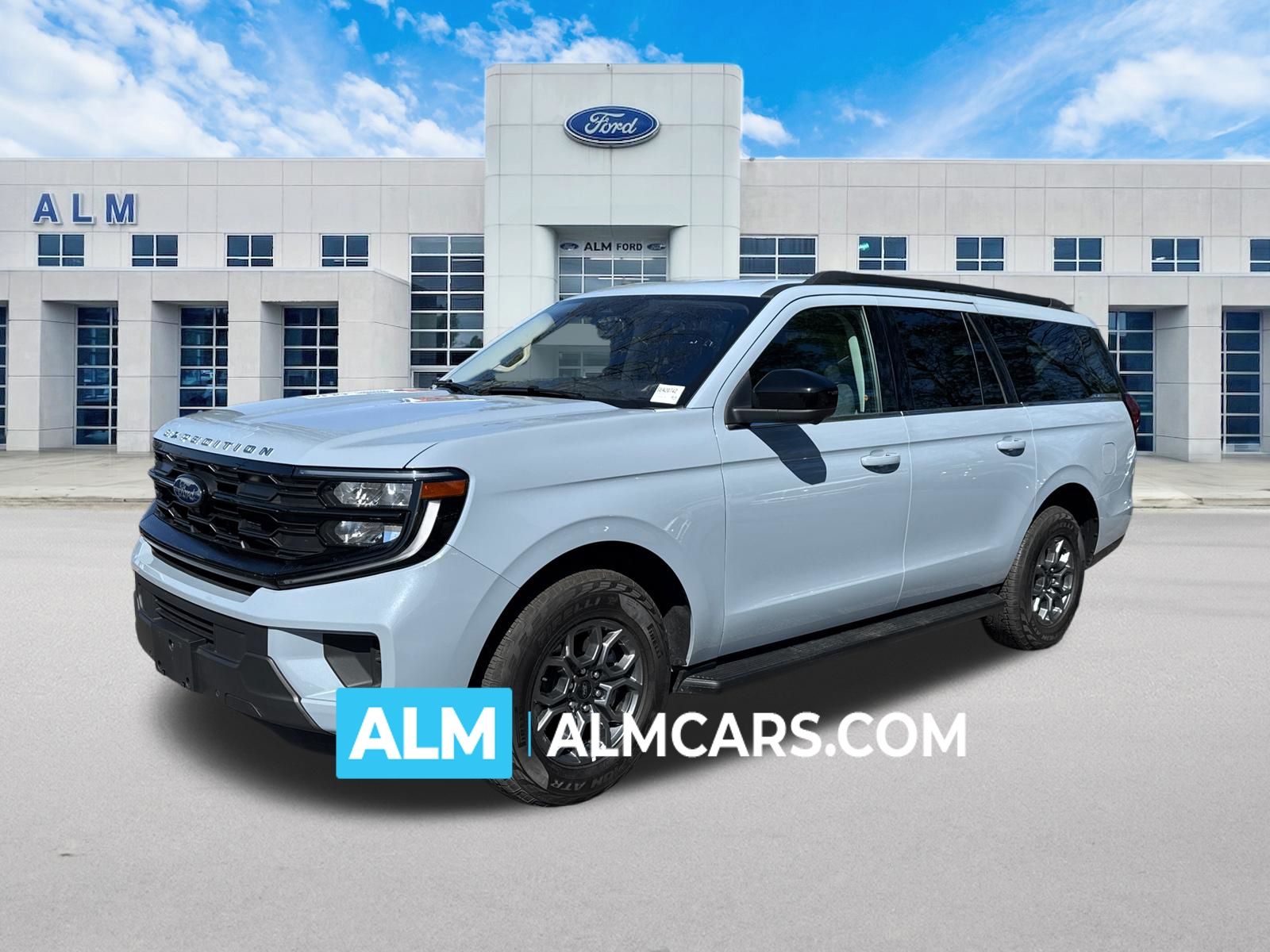 Glacier Gray Metallic TriCoat 2025 Ford Expedition SUV / Crossover 4X2 Automatic