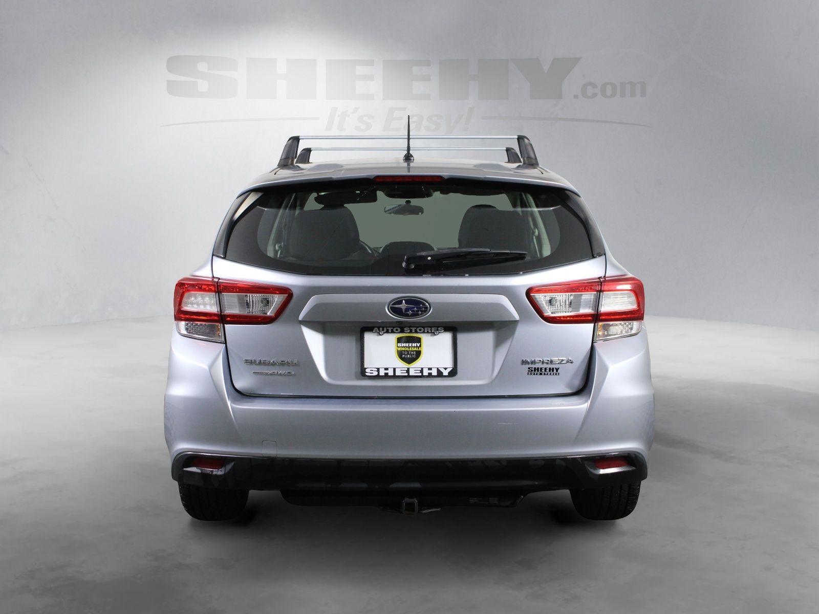 Used 2019 Silver Subaru 2.0i image 4