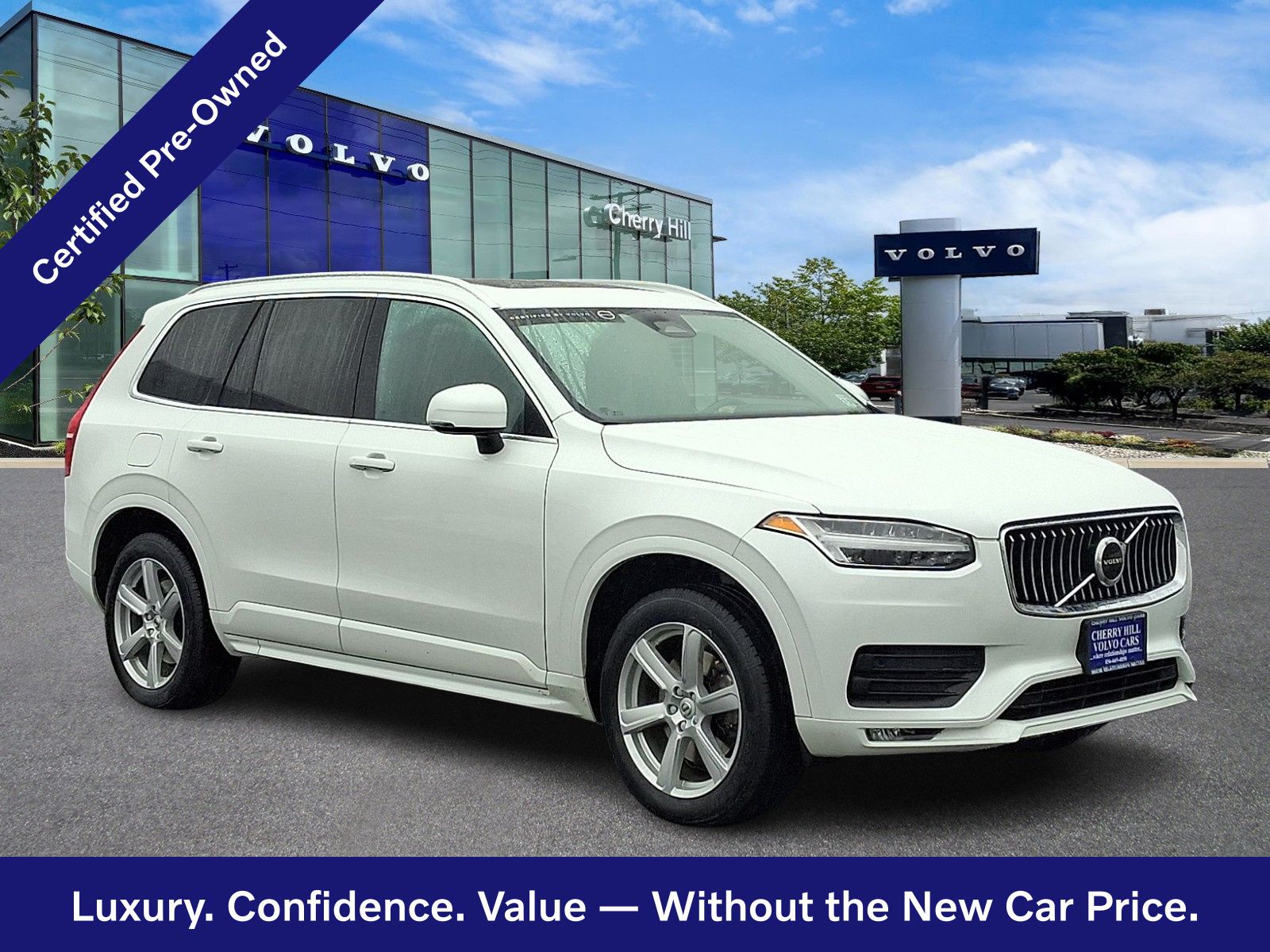 Crystal White Metallic 2023 Volvo XC90 B5 Core AWD SUV / Crossover All-Wheel Drive Automatic