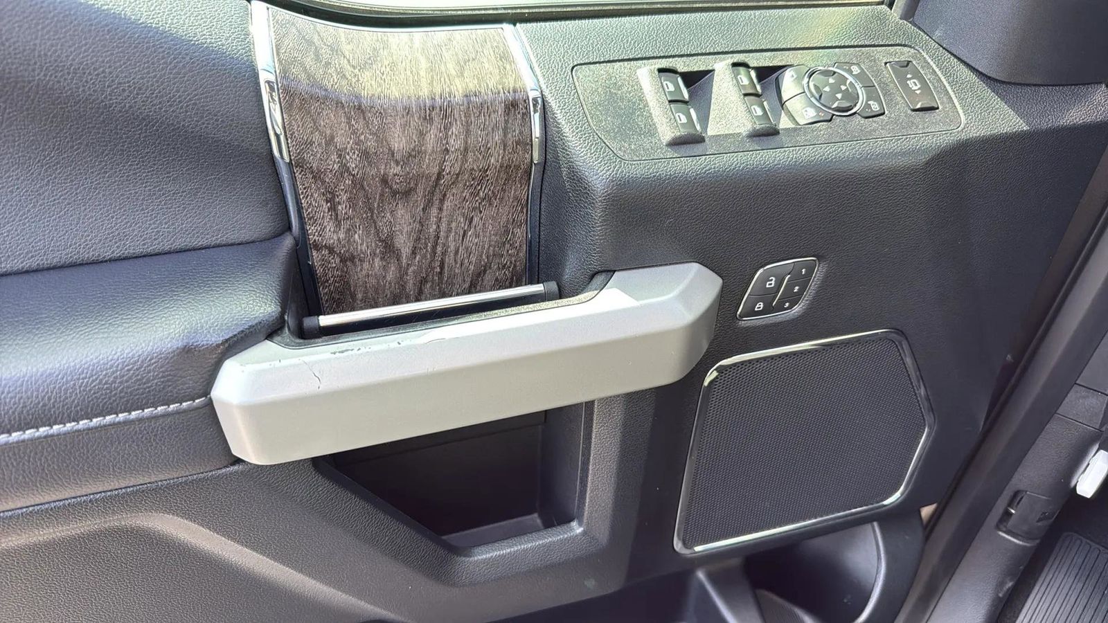 Used Car 2019 Ford F-250sd  Lariat For Sale Under $50,000 In Austin, Texas