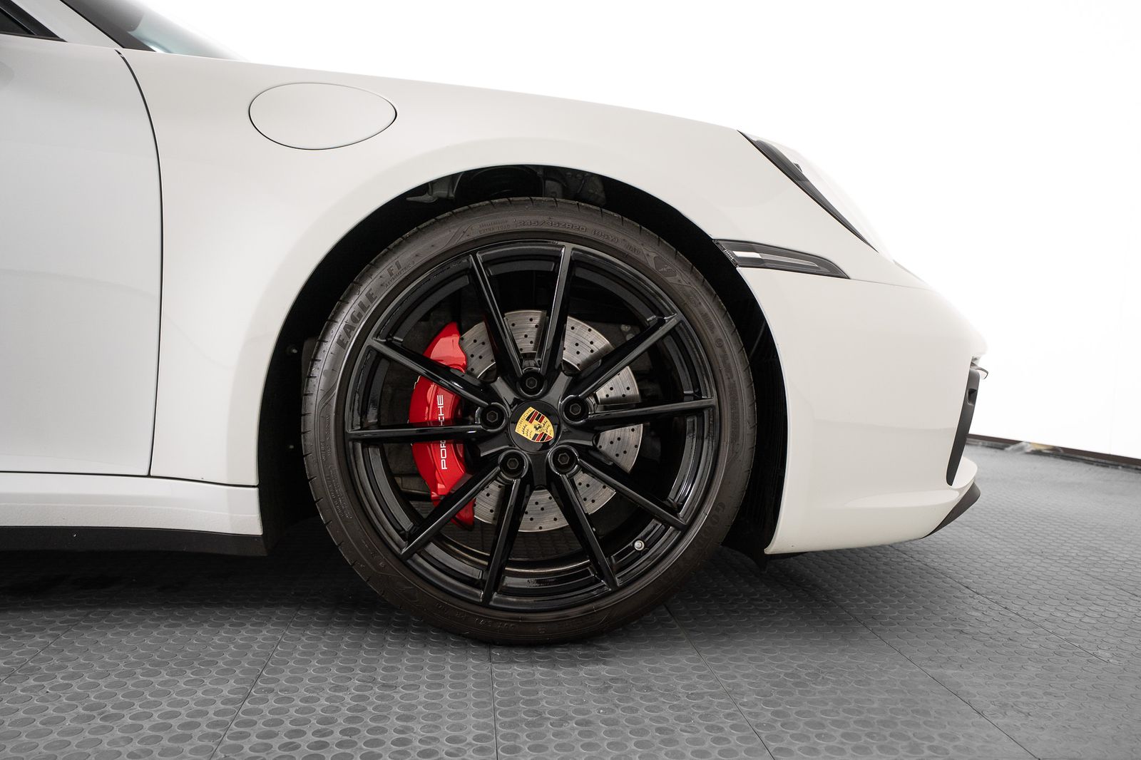 2023 Porsche 911 Carrera S — full photo 13 of 40