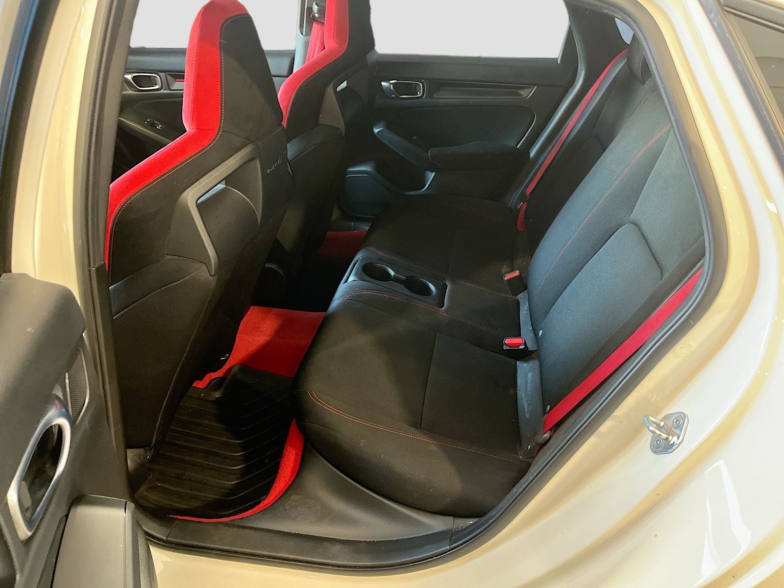 Used 2024 White Honda  image 23