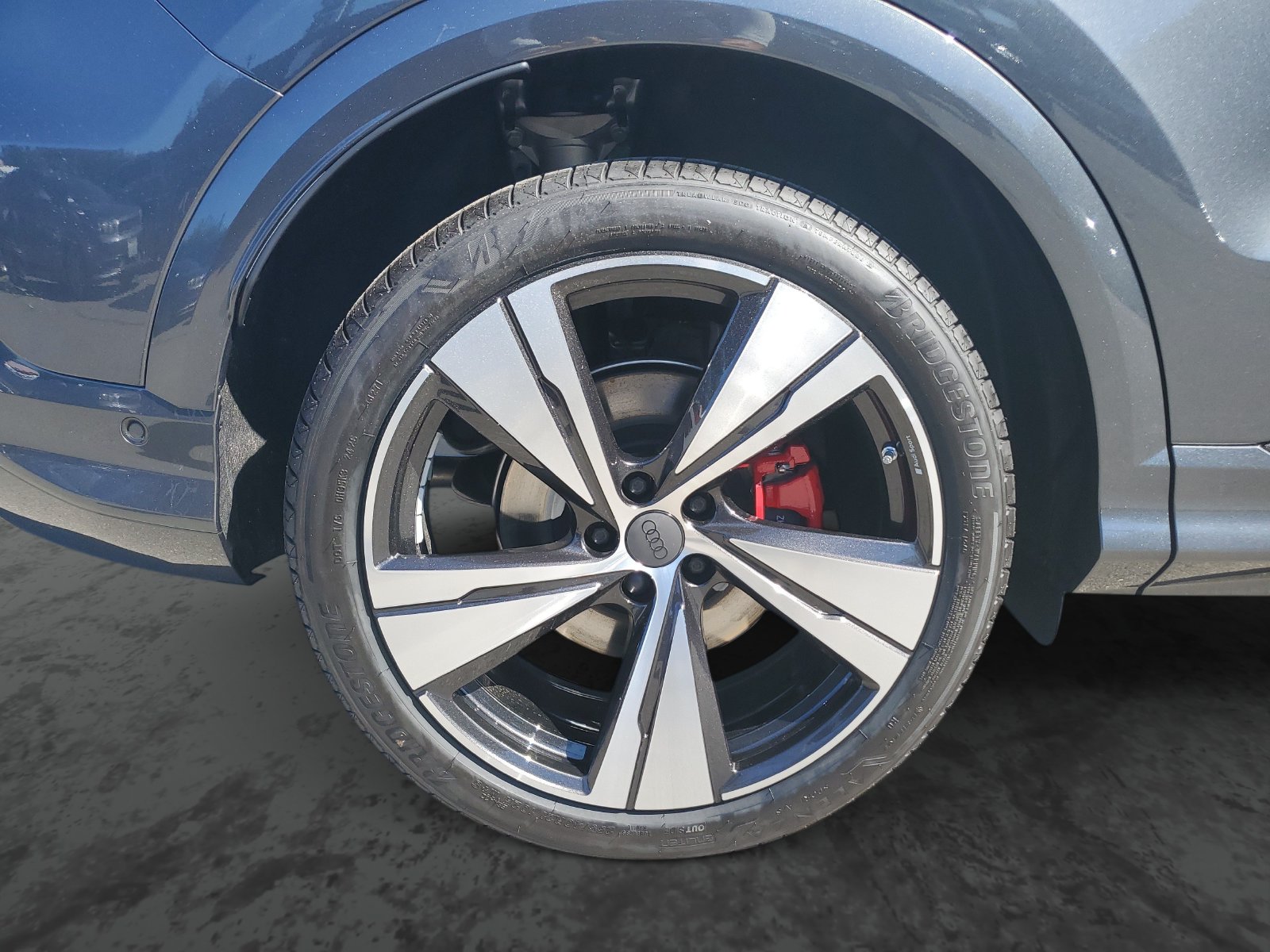 Vehicle photo