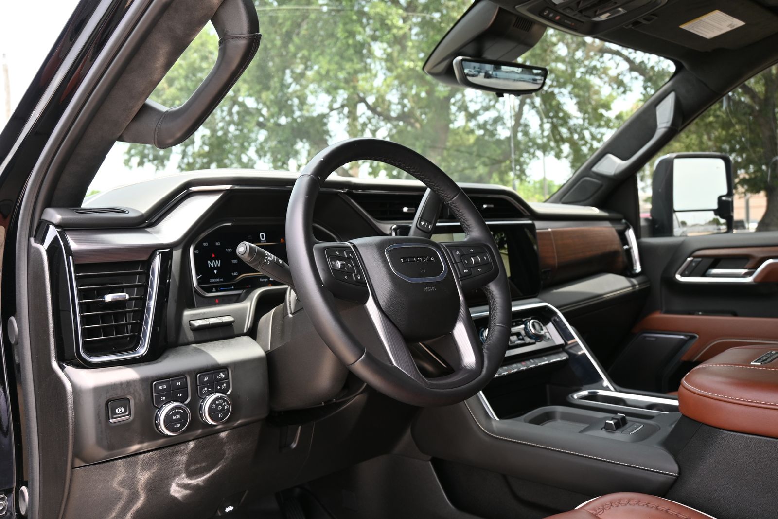 2025 GMC Sierra 2500HD Denali Ultimate Black at South Houston Nissan