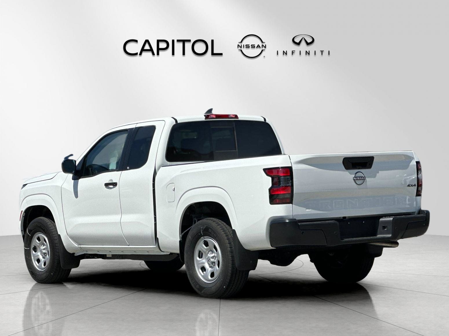 2026 Nissan Frontier S - Photo 3