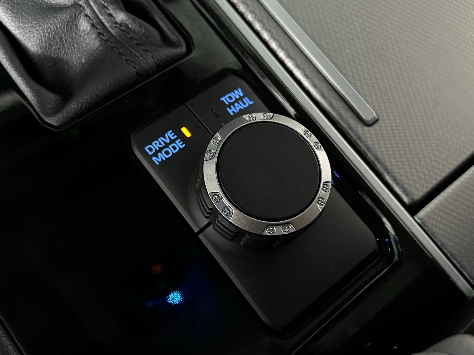 Thumbnail: 2023 Toyota Sequoia - 21