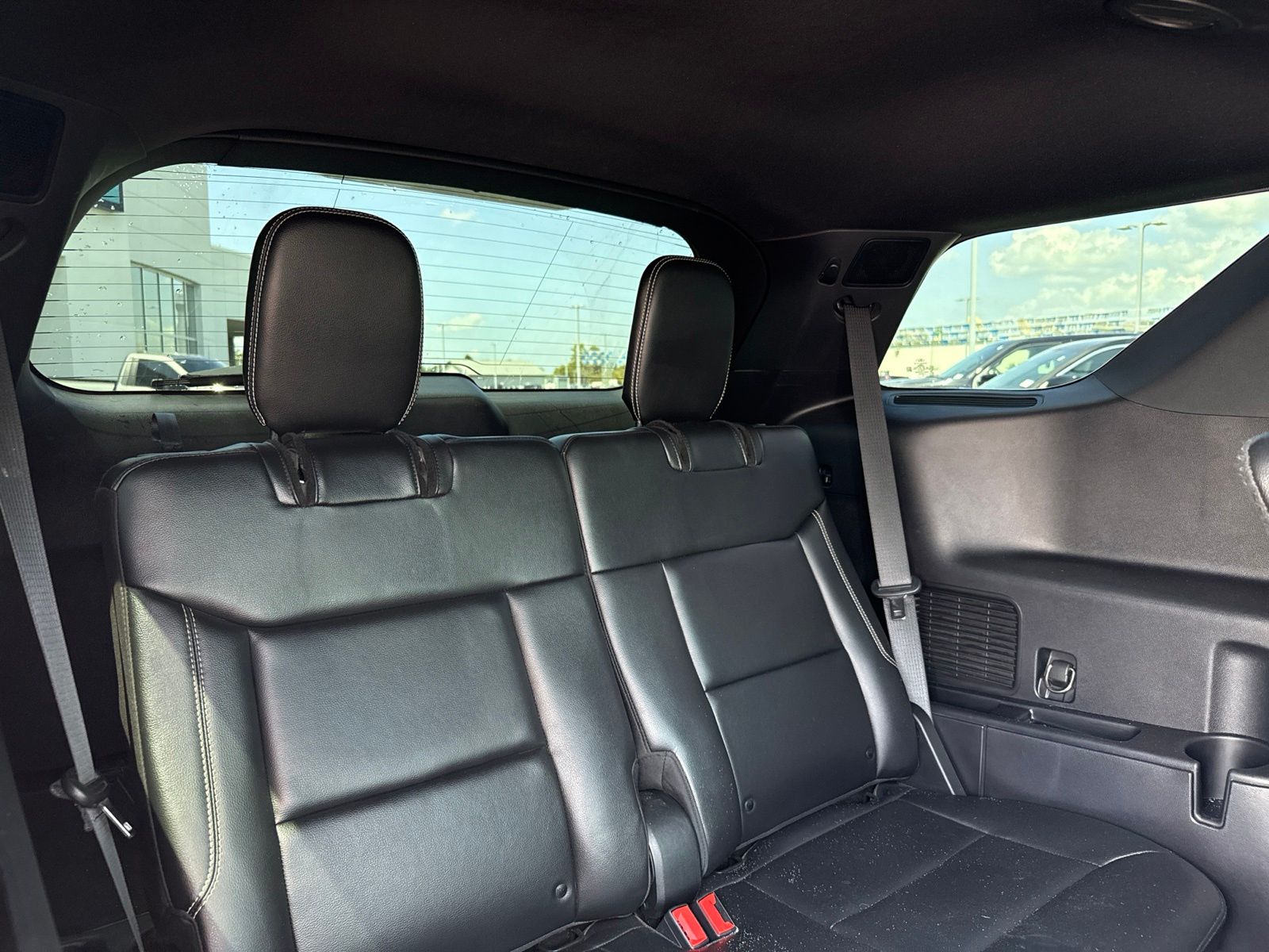 2022 Ford Explorer image 9