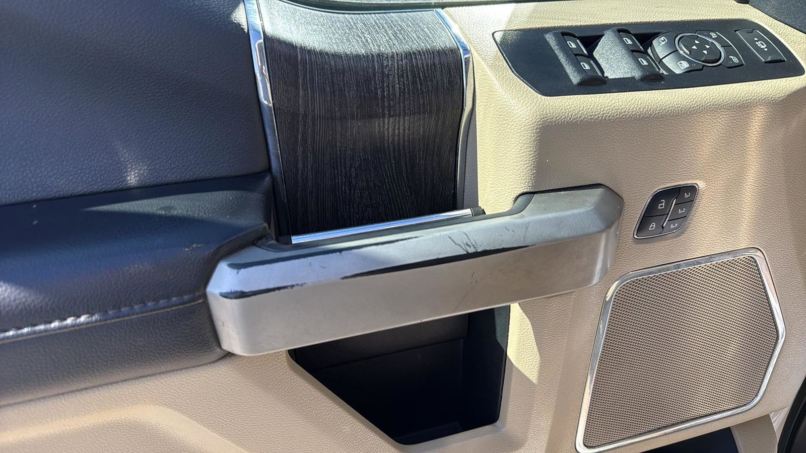 Used Car 2021 Ford F-450sd  Lariat For Sale Under $70,000 In Austin, Texas