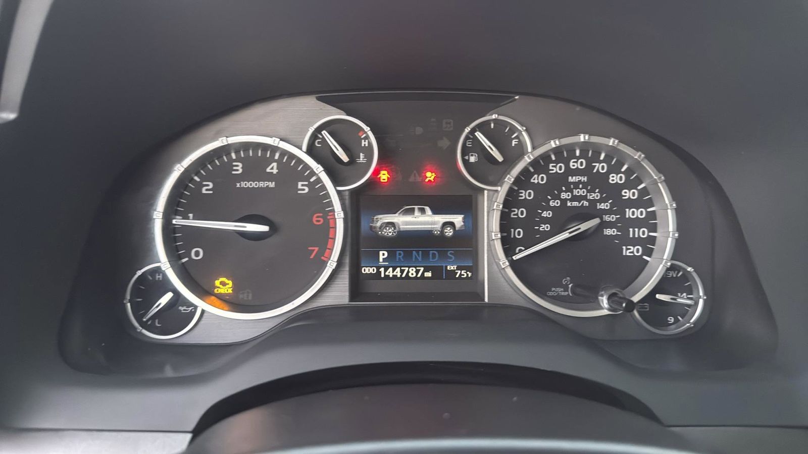 Used Car 2017 Toyota Tundra  Sr5 For Sale Under $30,000 In Austin, Texas