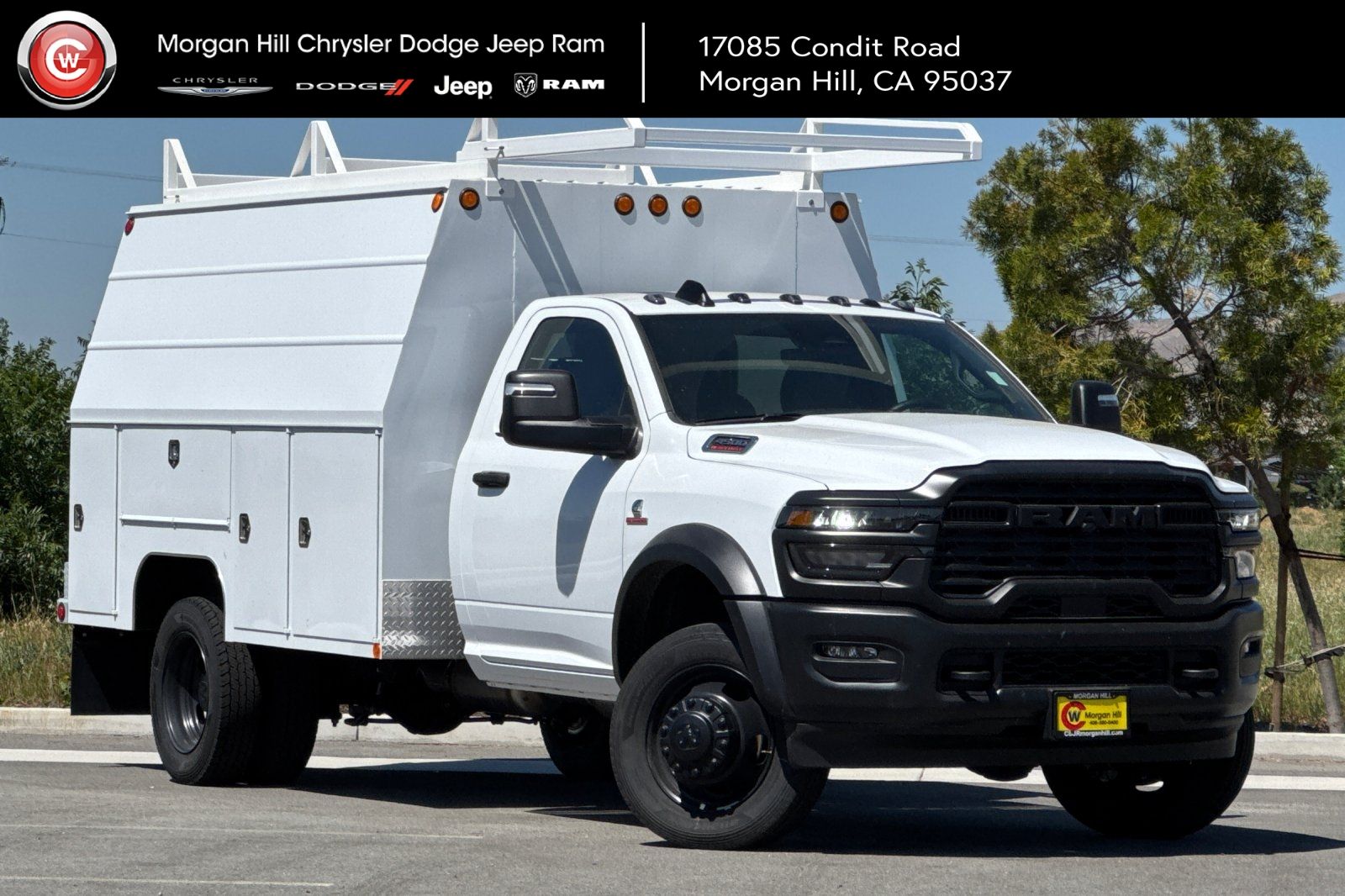 Bright White Clearcoat 2026 RAM 4500 Chassis Pickup Truck 8-Speed Automatic