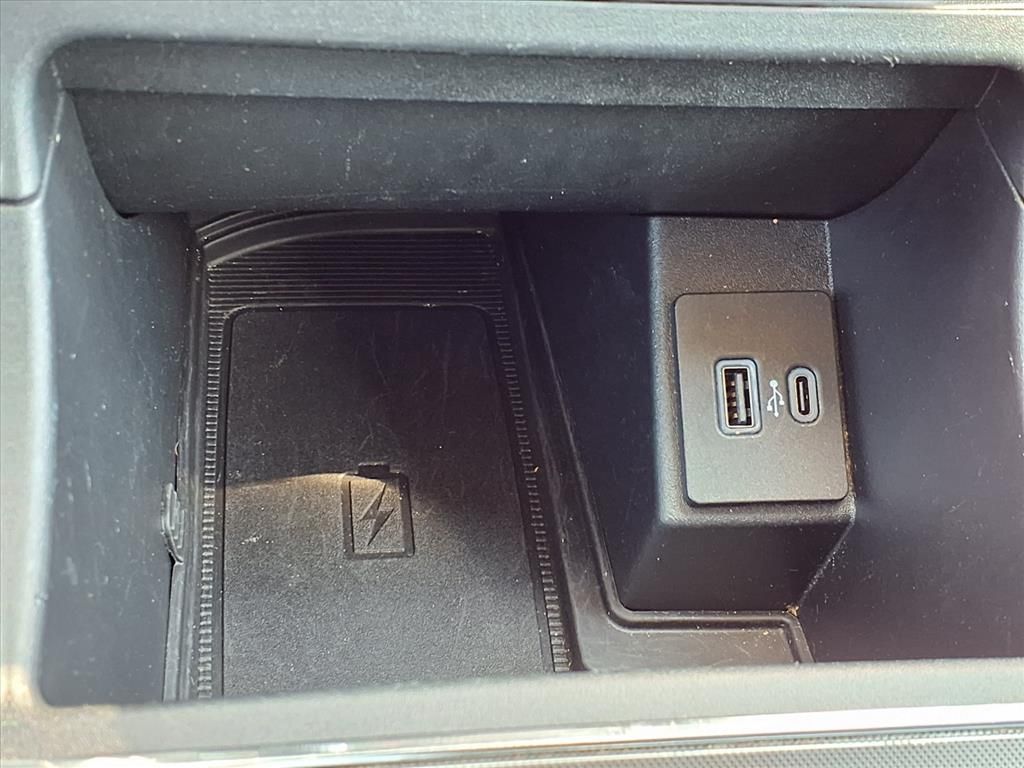 2024 Ford Edge Titanium Black at AutoSavvy Houston Northwest