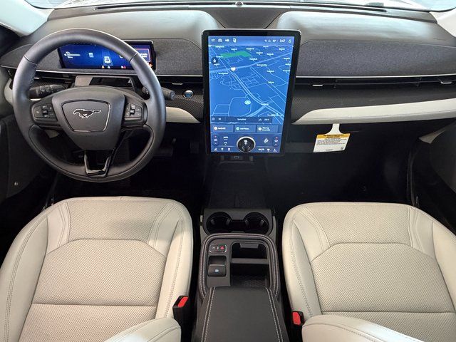 New 2026 Star White Metallic Tri-coat Ford Premium image 17