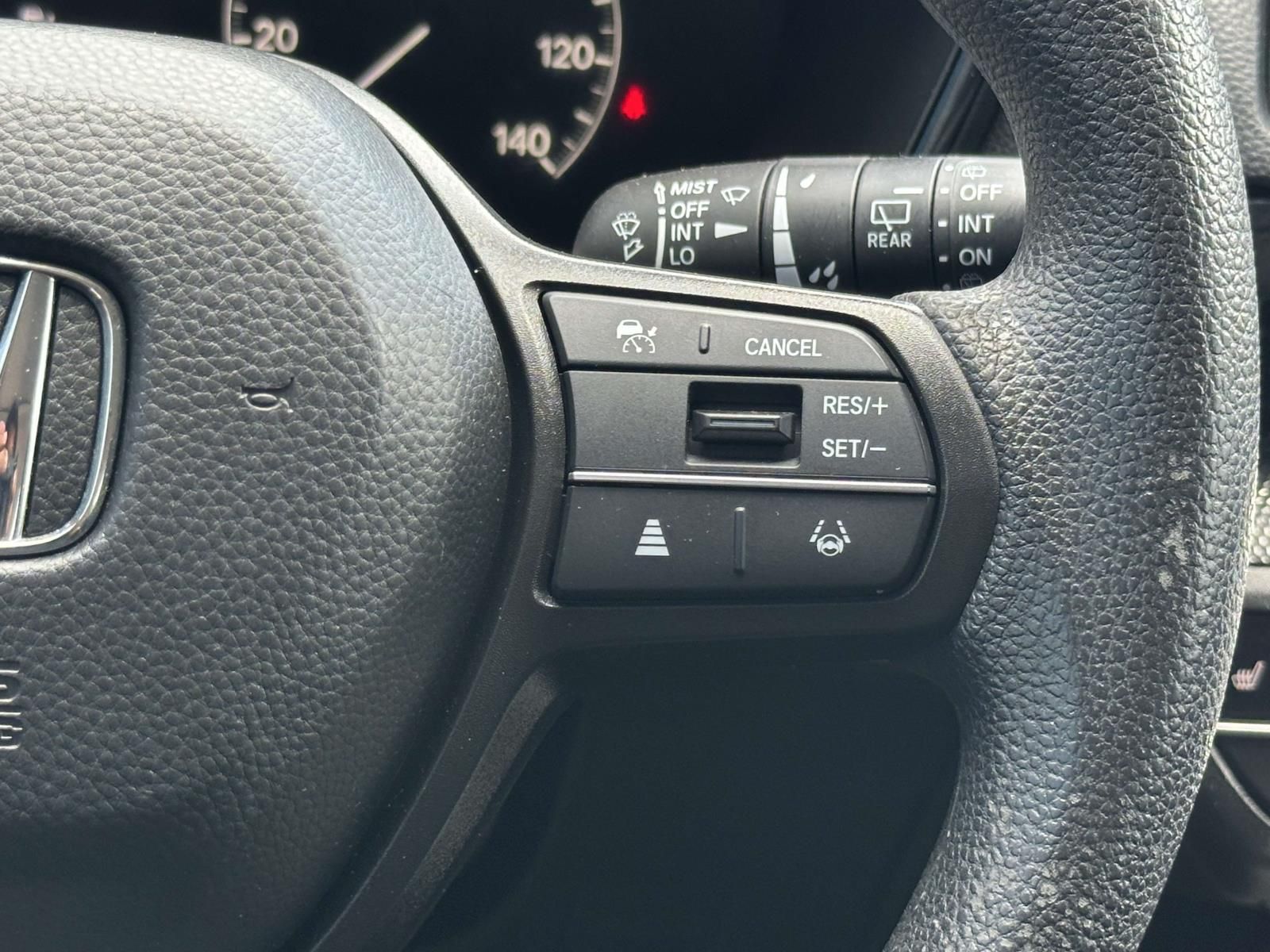 Used 2025  Honda EX image 18