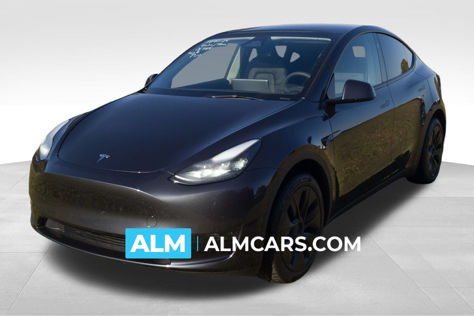 2024 Tesla Model Y Long Range's photo