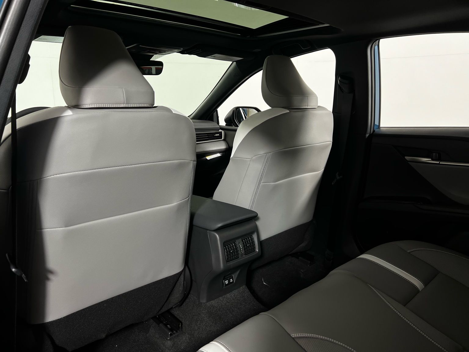 Thumbnail: 2026 Toyota Camry - 19