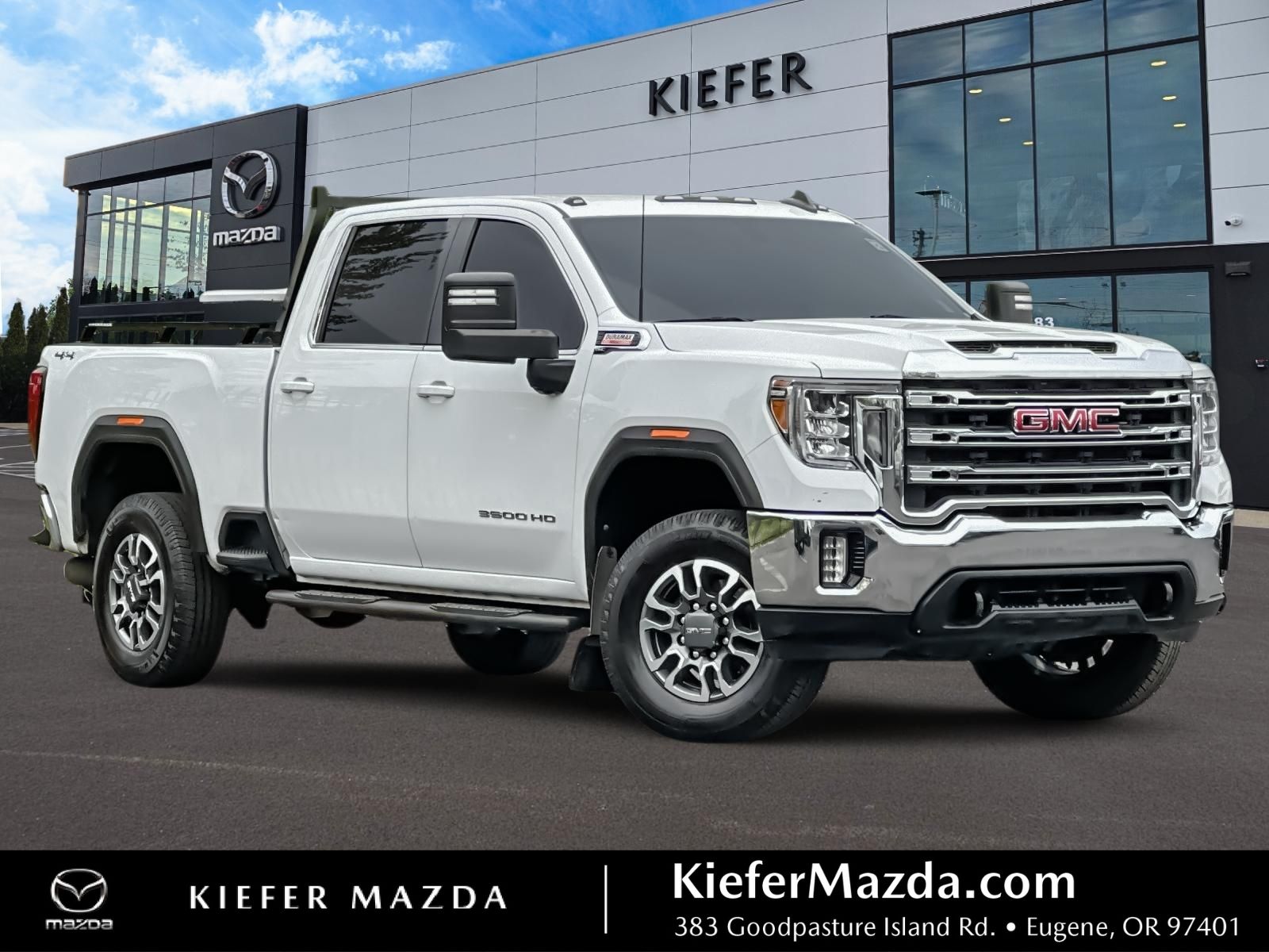 Summit White 2022 GMC Sierra 3500HD SLE Crew Cab 4WD Pickup Truck Four-Wheel Drive Automatic
