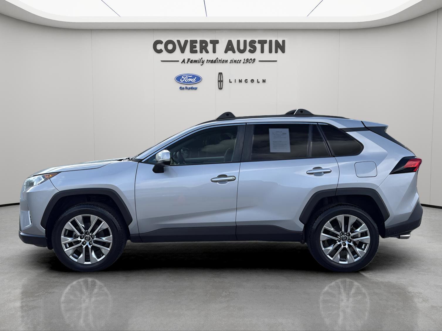 Used Car 2019 Toyota Rav4  Xle Premium For Sale Under $25,000 In Austin, Texas