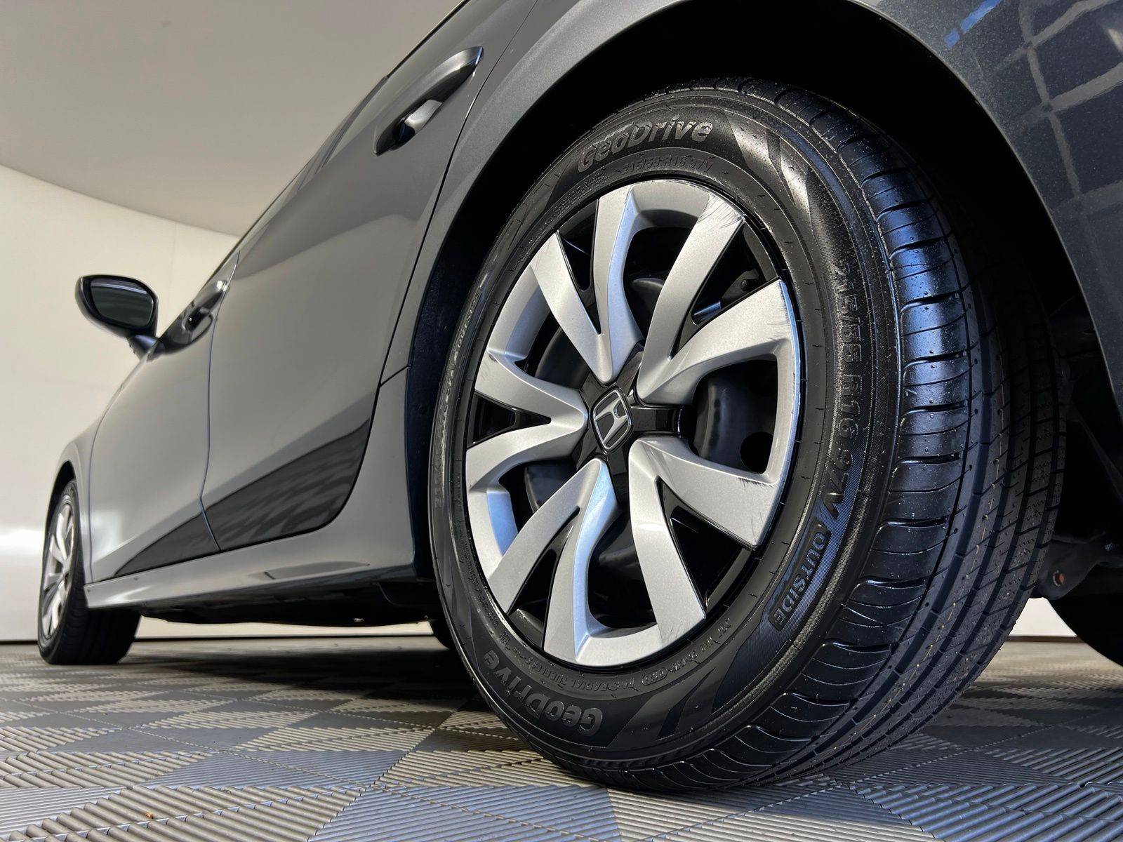 Thumbnail: 2025 Honda Civic - 24