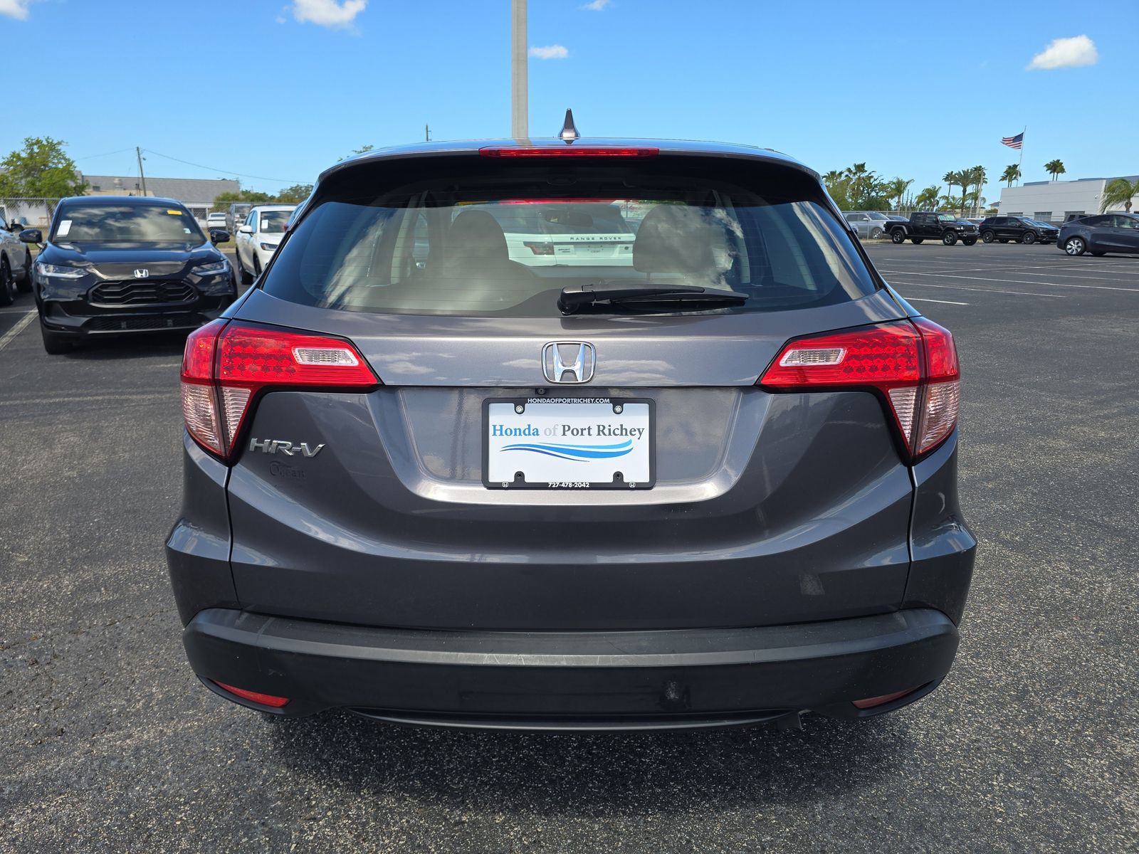 View vehicle photo 5