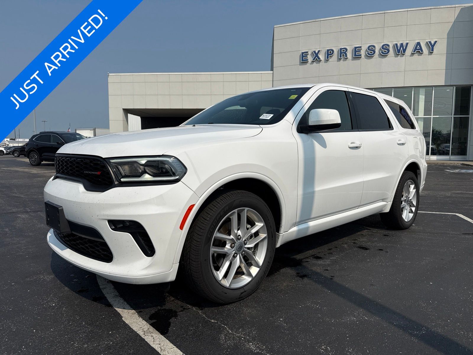2022 Dodge Durango image 1