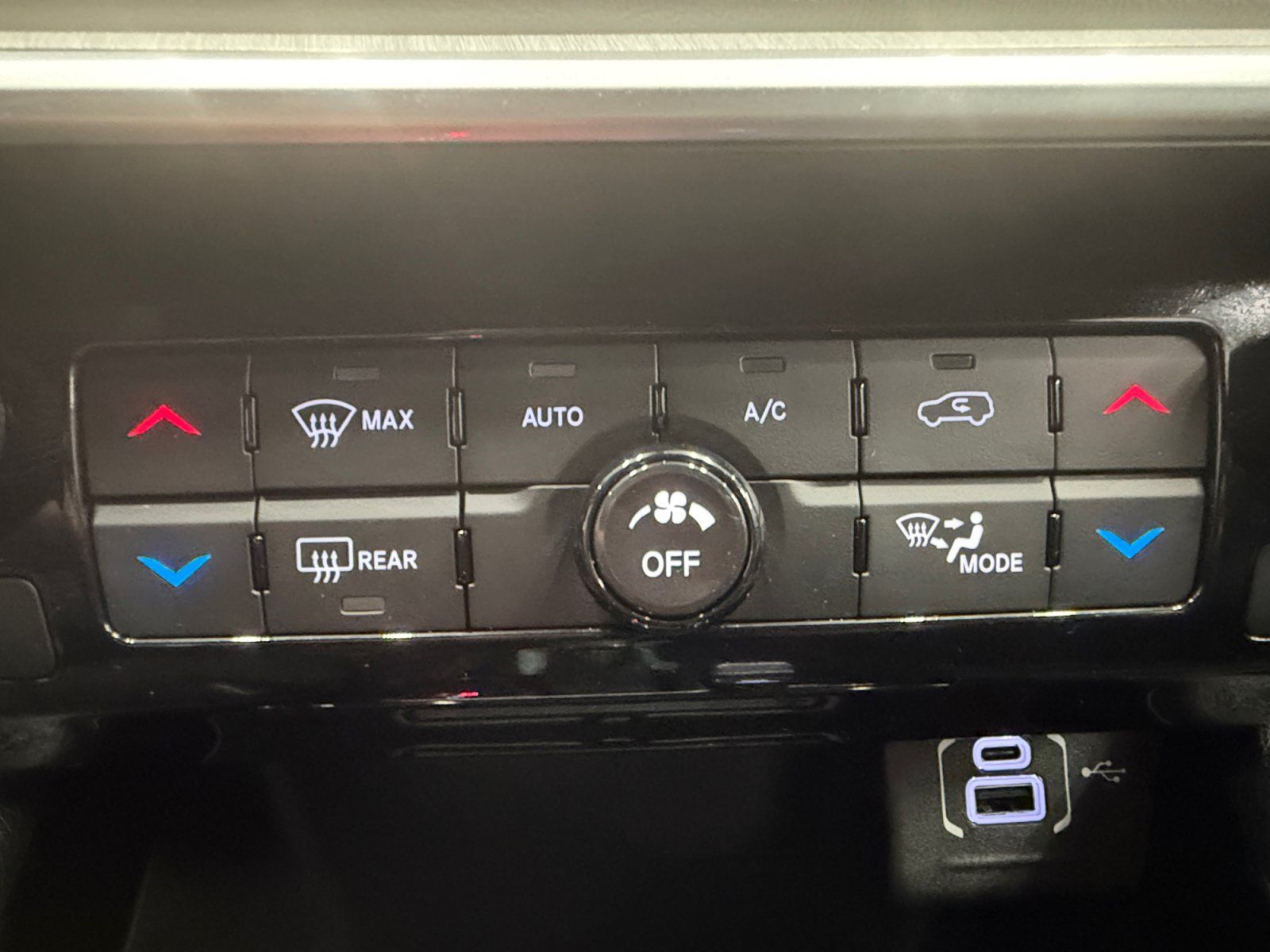 Used Car 2025 Jeep Compass  Limited For Sale Under $30,000 In San Antonio, Texas