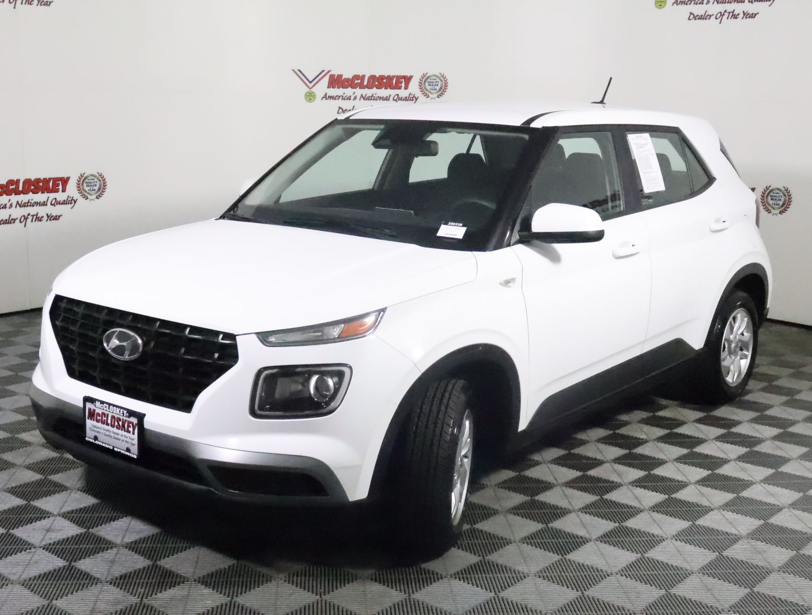 2024 Hyundai Venue SE photo