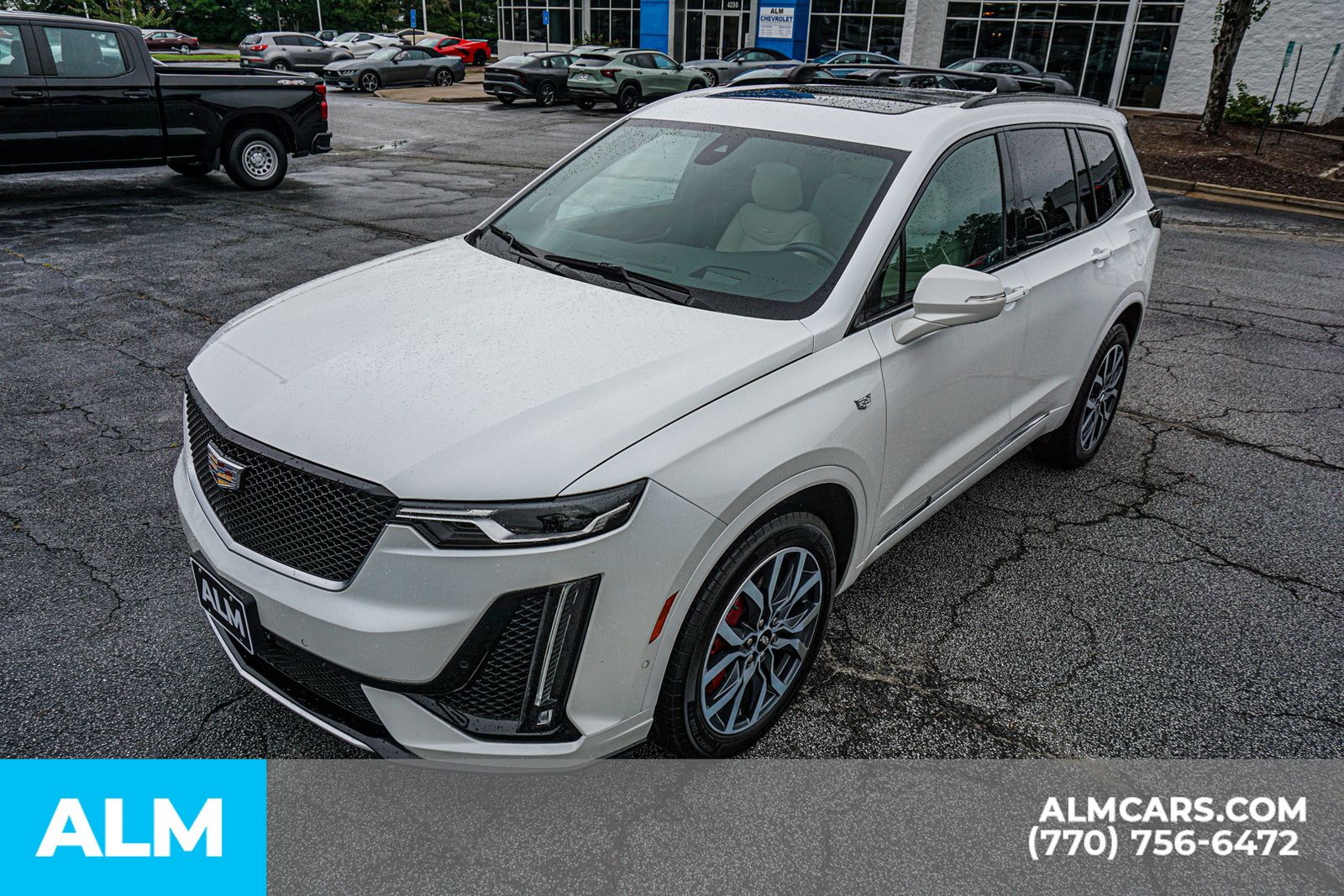 Used 2023 White Cadillac Sport image 19