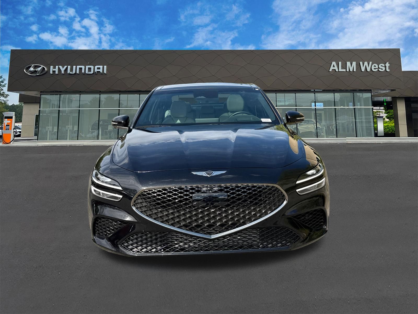 Used 2025 Black Genesis 3.3T Sport Advanced image 2