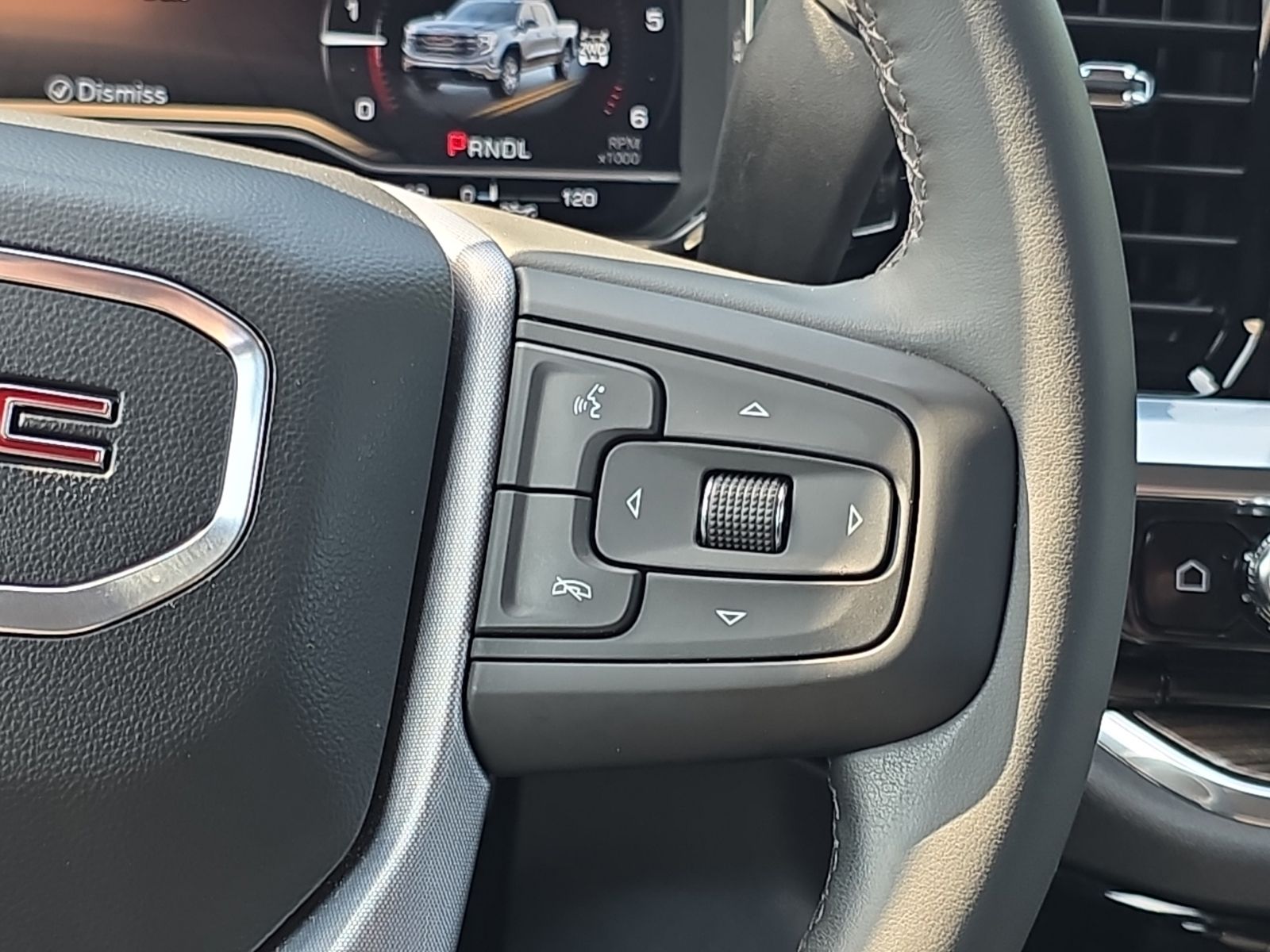 Used 2023 Brown GMC Elevation image 20