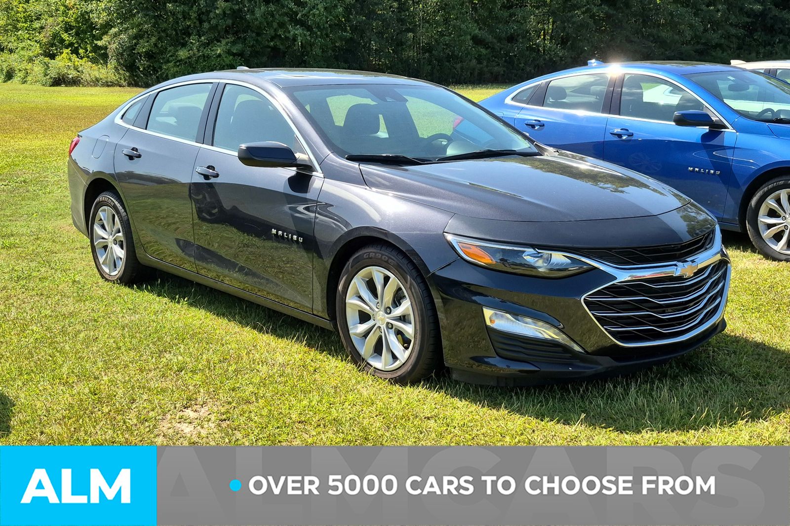 2023 Chevrolet Malibu 1LT photo 2