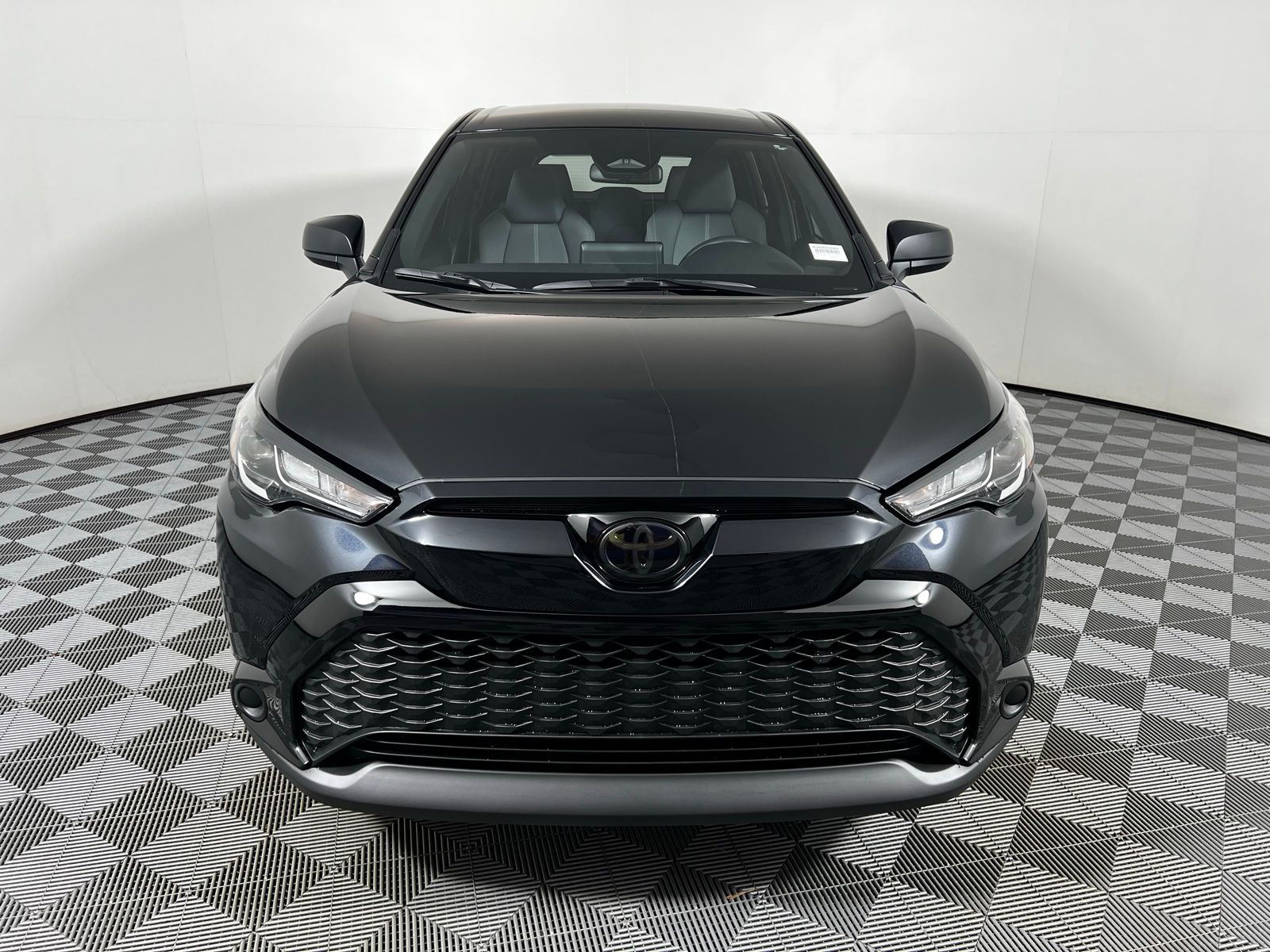 2024 Toyota Corolla Cross S 2