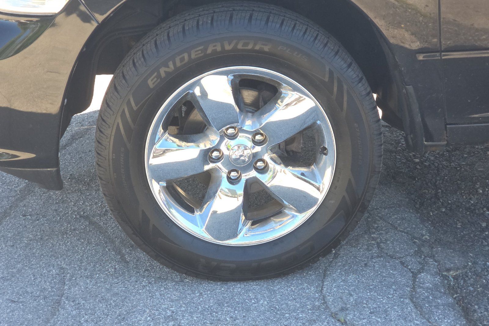Used 2019 Brilliant Black Crystal Pearlcoat Ram Express image 23