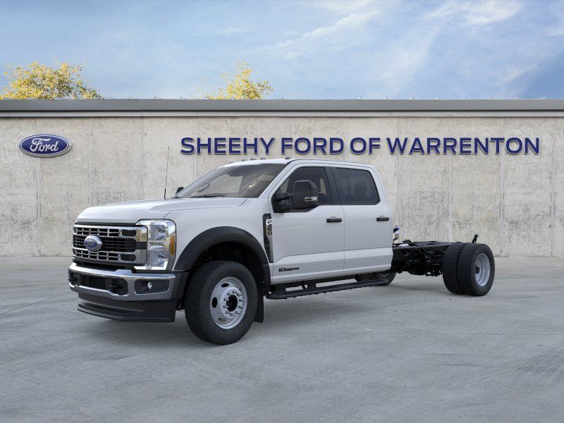 New 2026 Oxford White Ford XL SERVICE BODY image 3