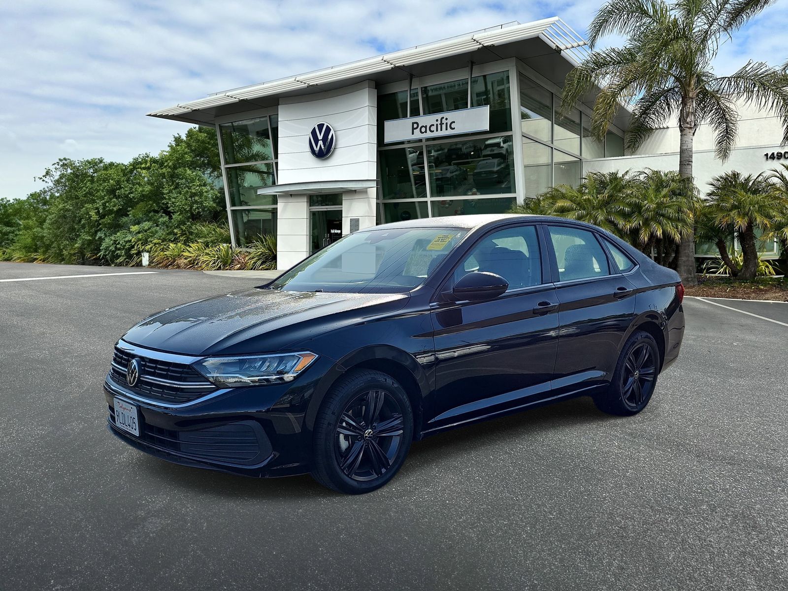 Deep Black Pearl 2024 Volkswagen Jetta SE FWD Sedan Front-Wheel Drive 8-Speed Automatic