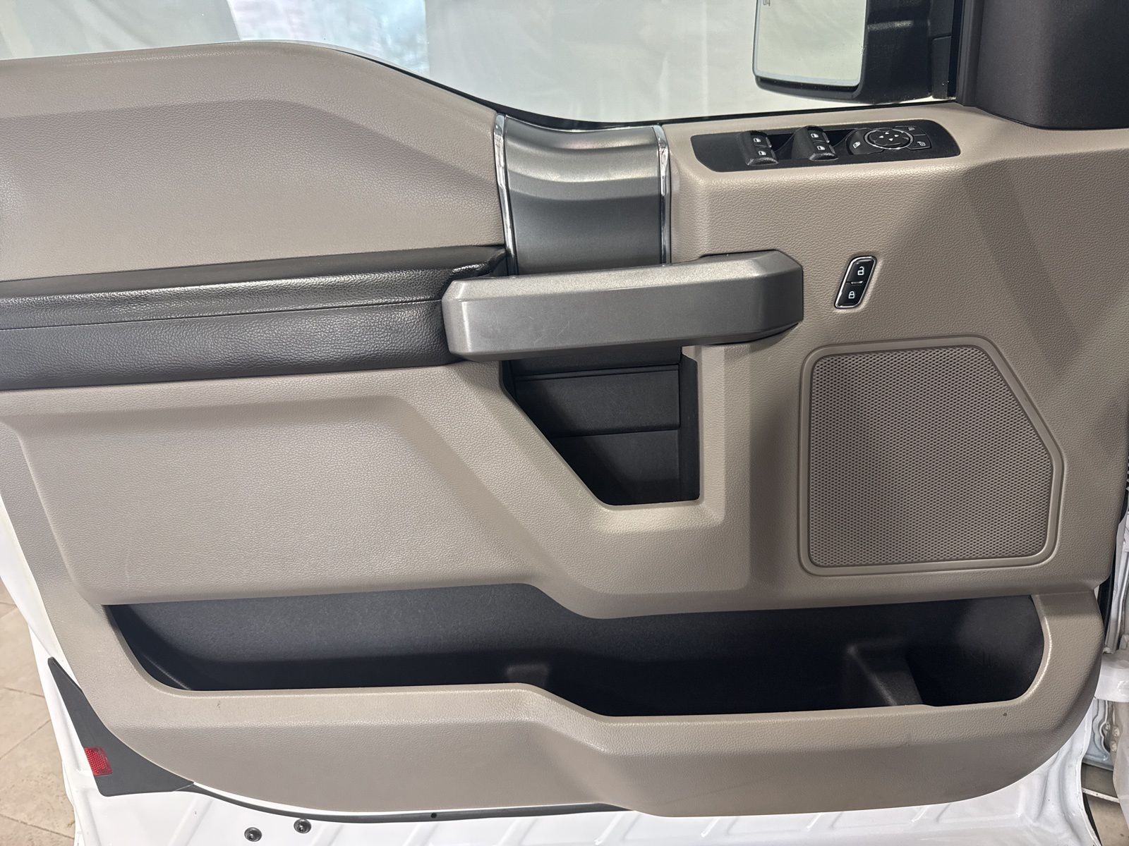 Used Car 2017 Ford F-150  Xlt For Sale Under $20,000 In Austin, Texas