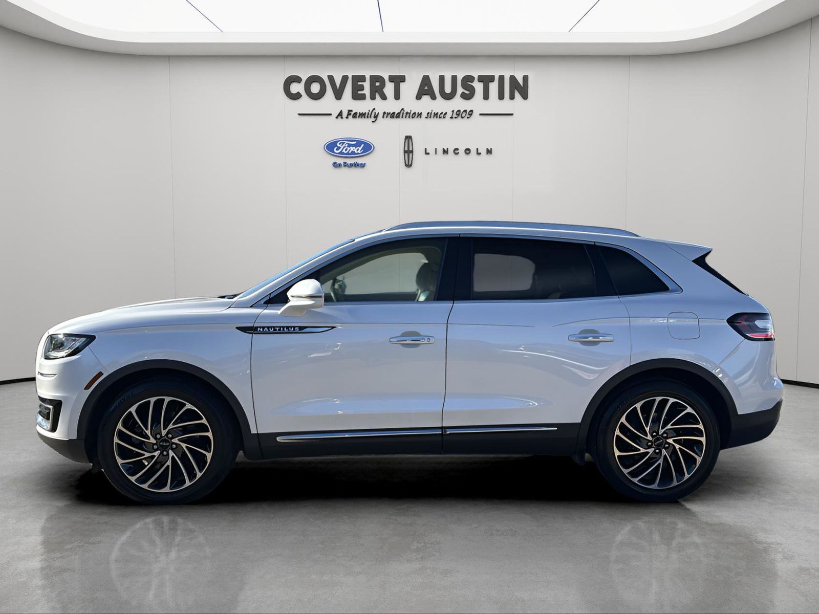 Used Car 2019 Lincoln Nautilus  Reserve For Sale Under $25,000 In Austin, Texas