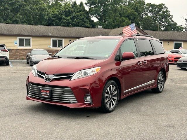 2020 Toyota Sienna Q grade