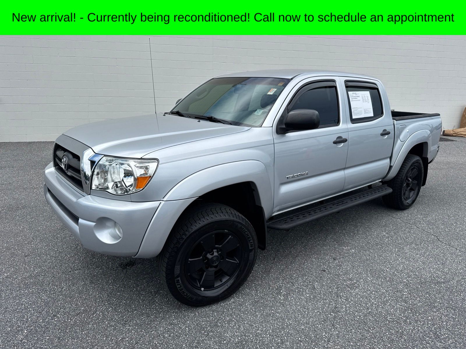 Silver Streak 2008 Toyota Tacoma Pickup Truck 4X2 5-Speed Automatic Overdrive
