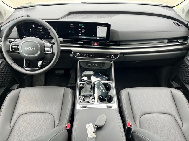 New 2026 White Kia SX image 9
