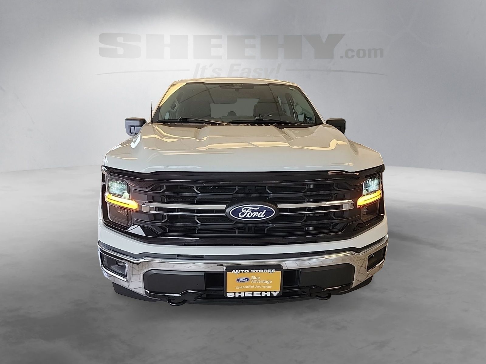Used 2025 Oxford White Ford XLT image 17