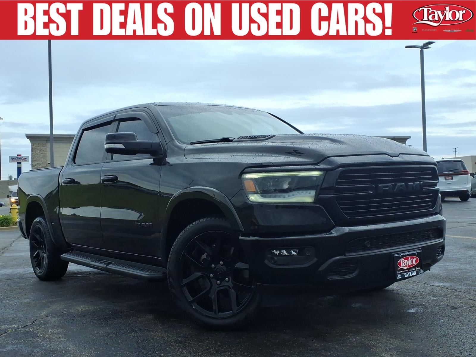 Diamond Black Crystal Pearlcoat 2021 RAM 1500 Laramie Crew Cab 4WD Pickup Truck Four-Wheel Drive 8-Speed Automatic