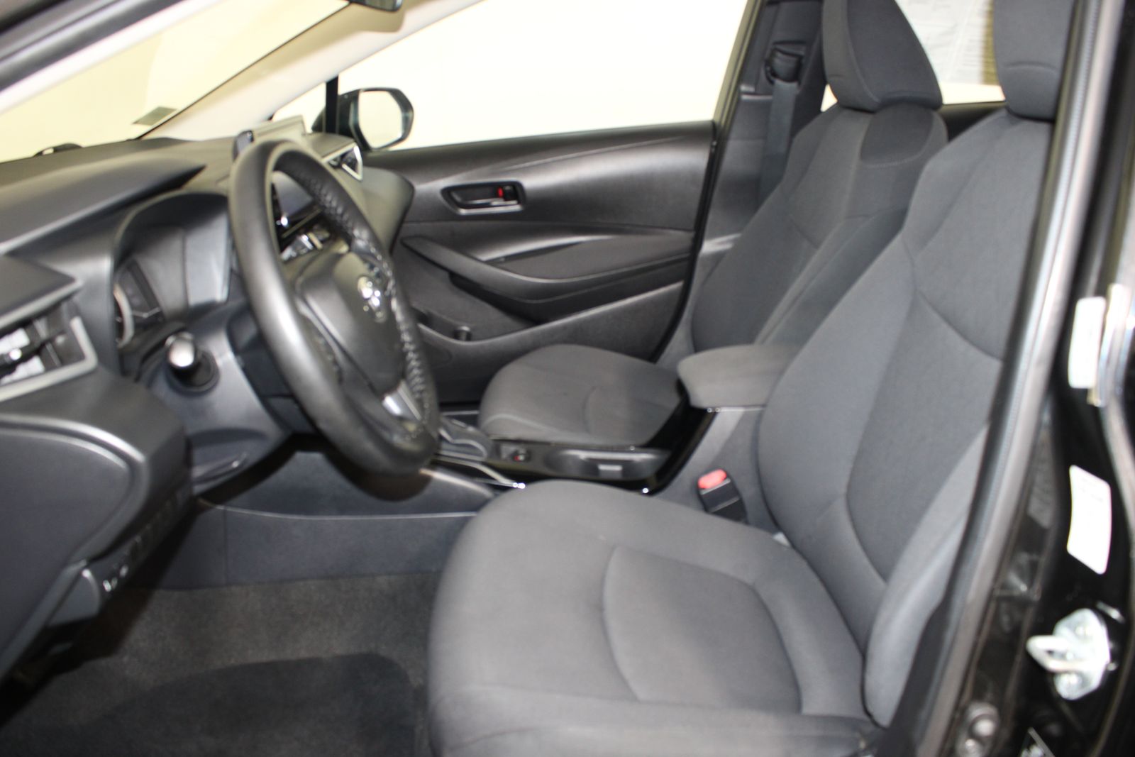 Used 2022 Black Toyota LE image 11
