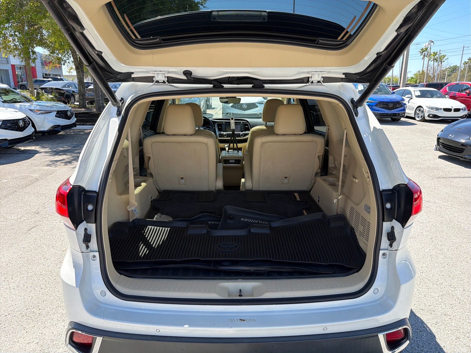 Used 2019 Toyota Highlander Limited Platinum 4D Sport Utility