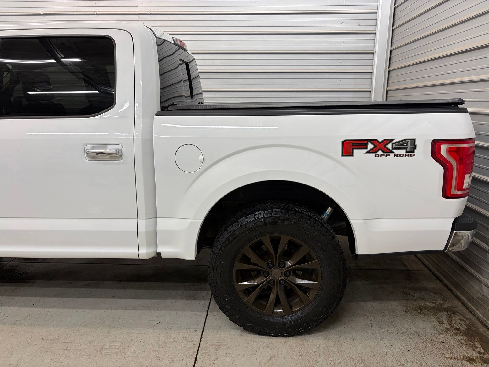 2017 Ford F-150 XLT - Image 5